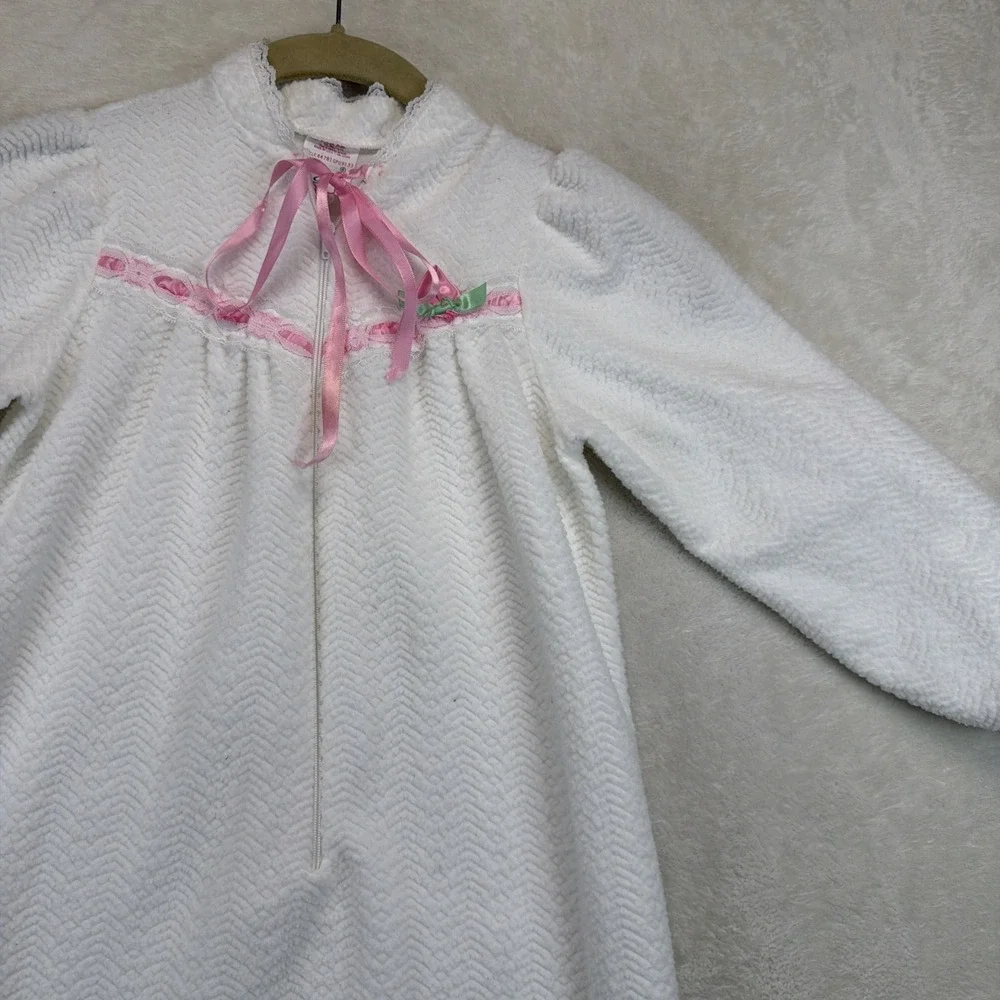 Vintage Cassie Girls 6 White Pink Ribbon Lace Long Sleeve Nightgown Prairie Gown